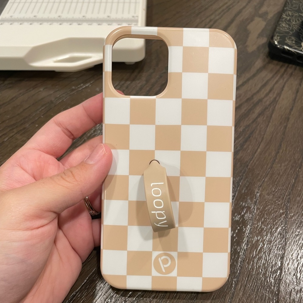 iPhone 12 Pro Loopy case